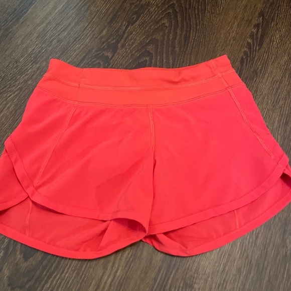 Red iviva shorts - Picture 1 of 2